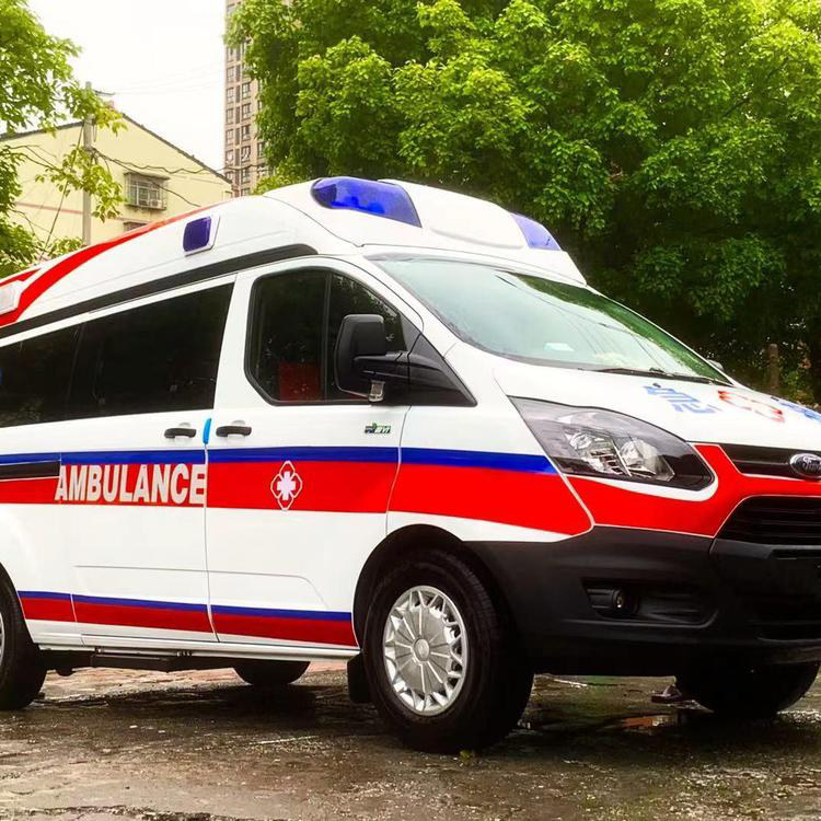 湾里跨省救护车出租护送返乡